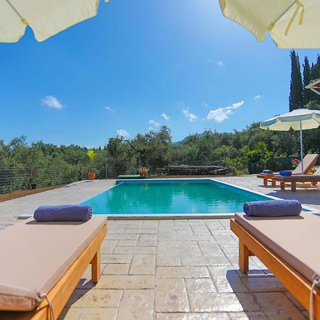 Villa Chrisdina Nymfai 외부 사진