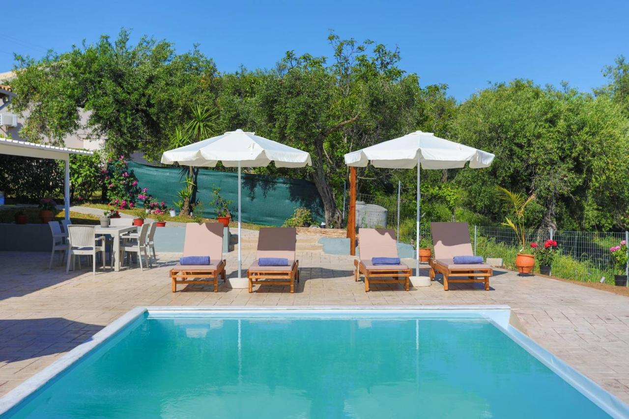 Villa Chrisdina Nymfai 외부 사진