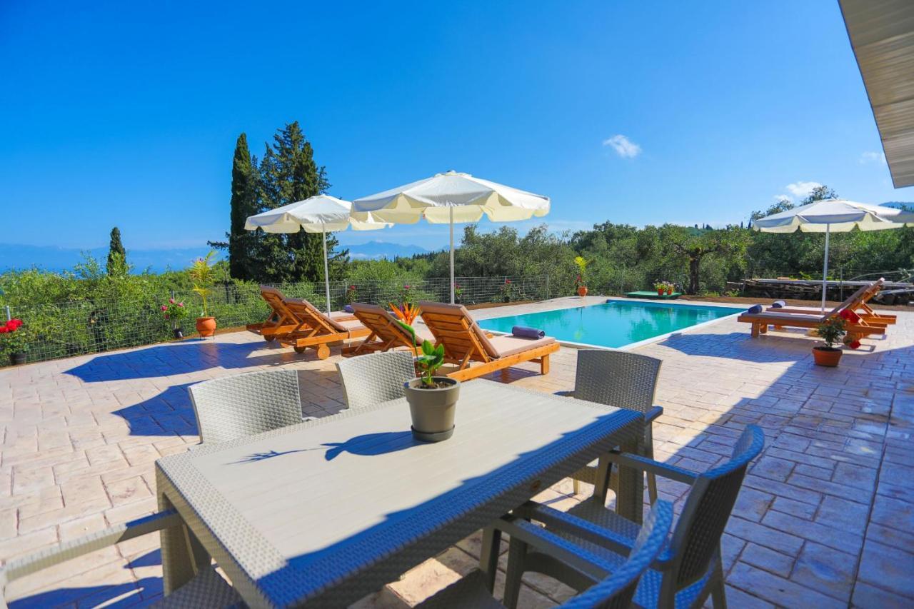 Villa Chrisdina Nymfai 외부 사진